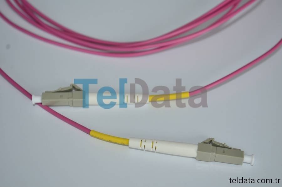 LC LC Fiber Patch Cord, MultiMode, Simplex, OM4 02